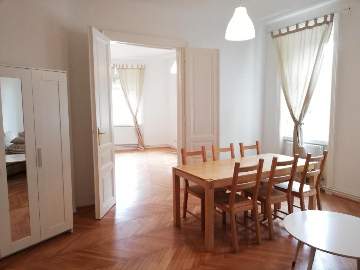 Central Living Apartments - Schoenbrunn Виена Екстериор снимка