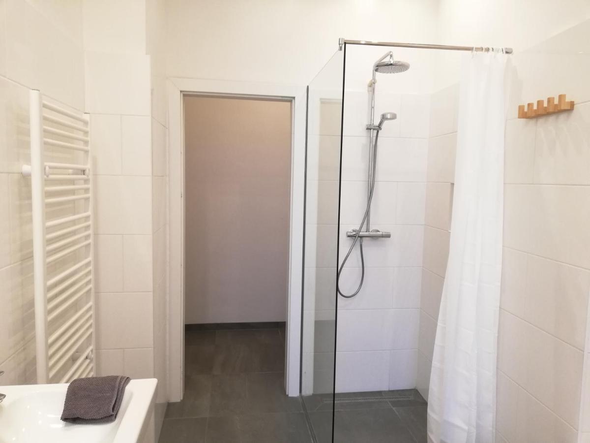 Central Living Apartments - Schoenbrunn Виена Екстериор снимка