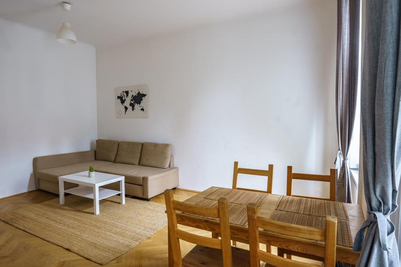 Central Living Apartments - Schoenbrunn Виена Екстериор снимка
